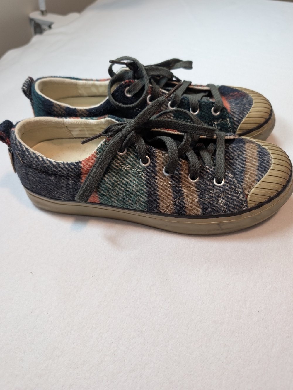 Keen  Plaid Sneakers - Multi Color